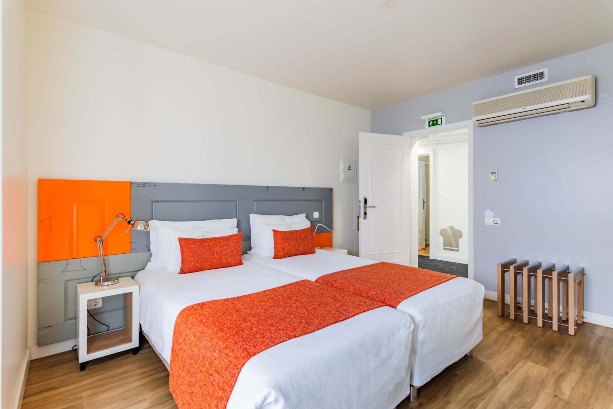 Porta Da Arrabida Suites Palmela Exterior photo